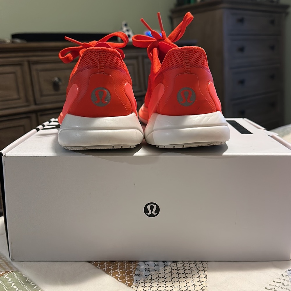 Lululemon bliss feel run 2